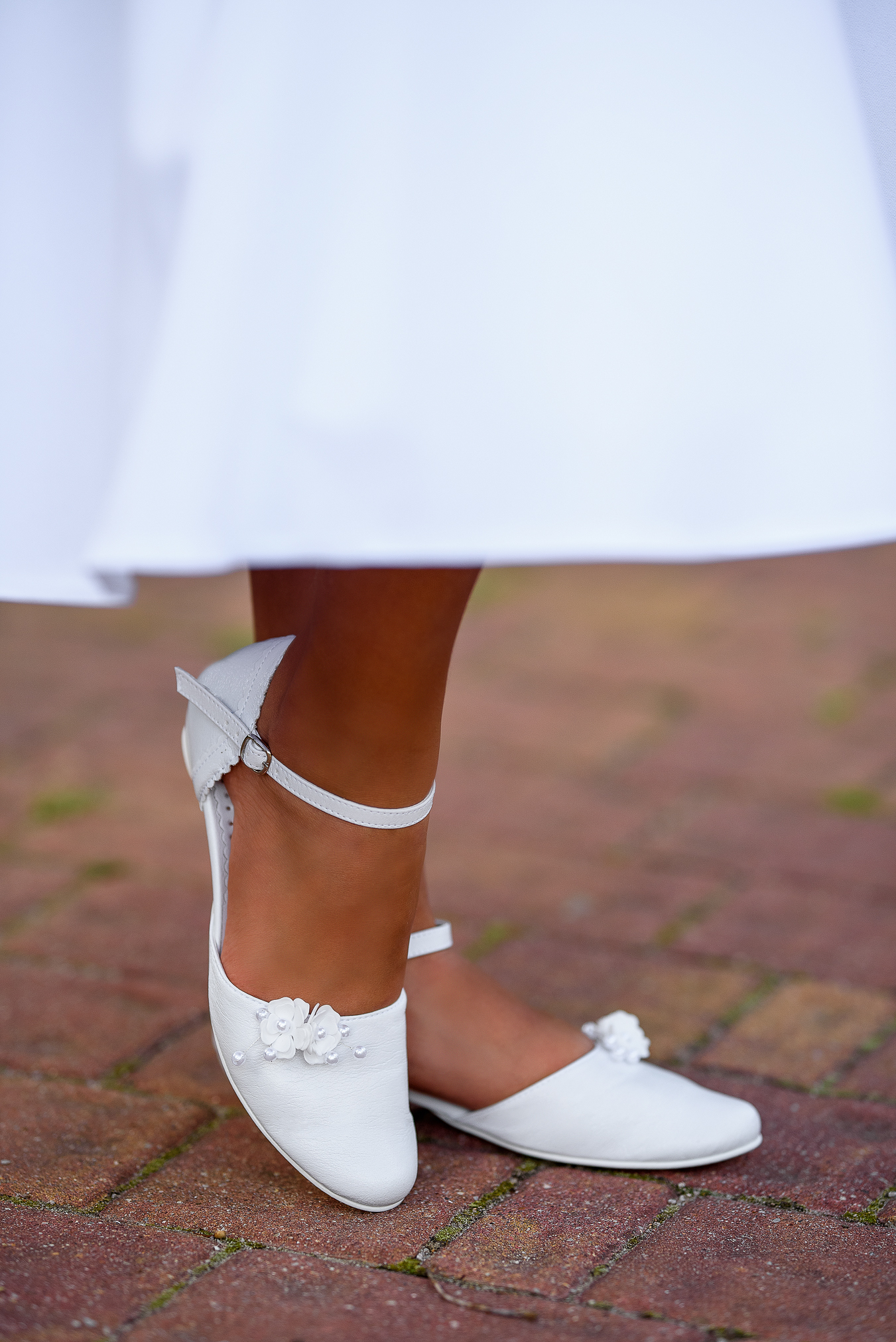 buty-komunijne-dla-dziewczynki-272gif-1.jpg